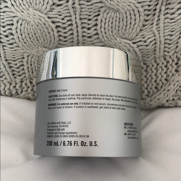 NIB R + F Active Hydration body replenish - Picture 3 of 6